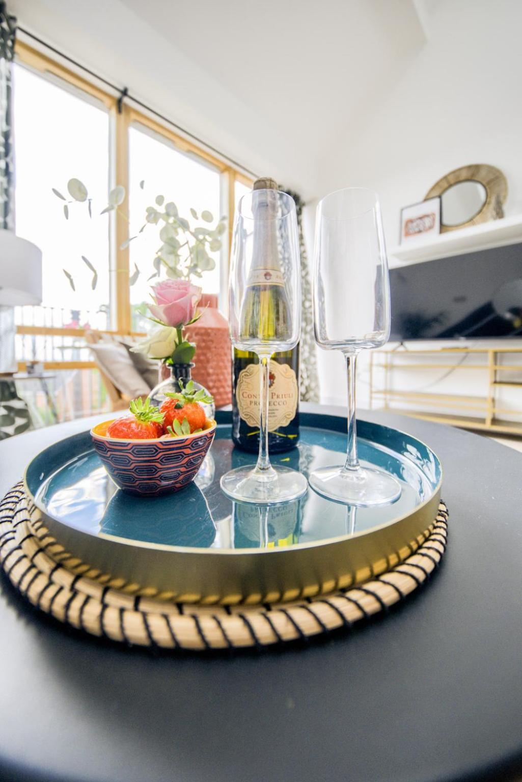 Coventry Large 4-Bed Townhouse By Empower Homes Экстерьер фото