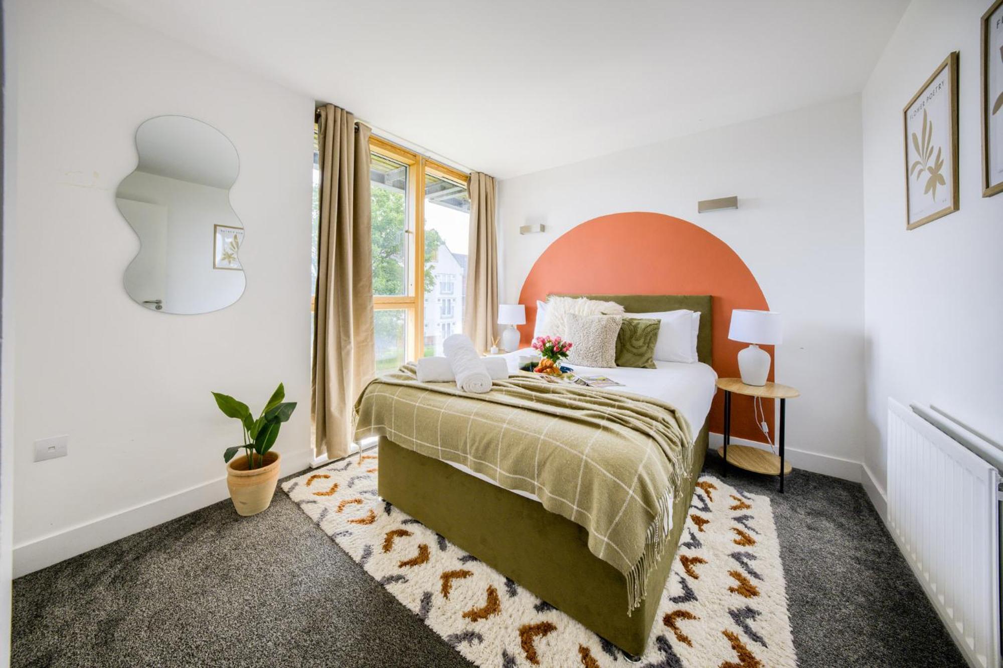 Coventry Large 4-Bed Townhouse By Empower Homes Экстерьер фото