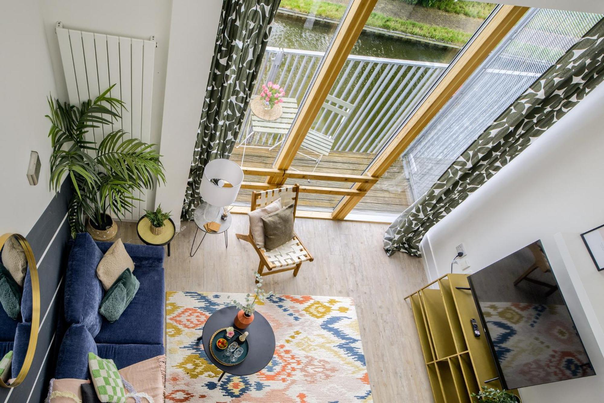 Coventry Large 4-Bed Townhouse By Empower Homes Экстерьер фото